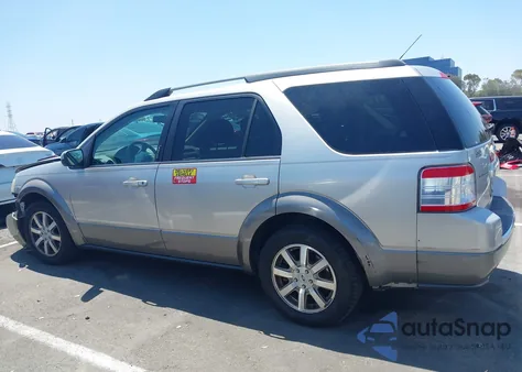 2008 Ford Taurus X Sel z USA, uszkodzony, nr VIN 1FMDK02W48GA04953